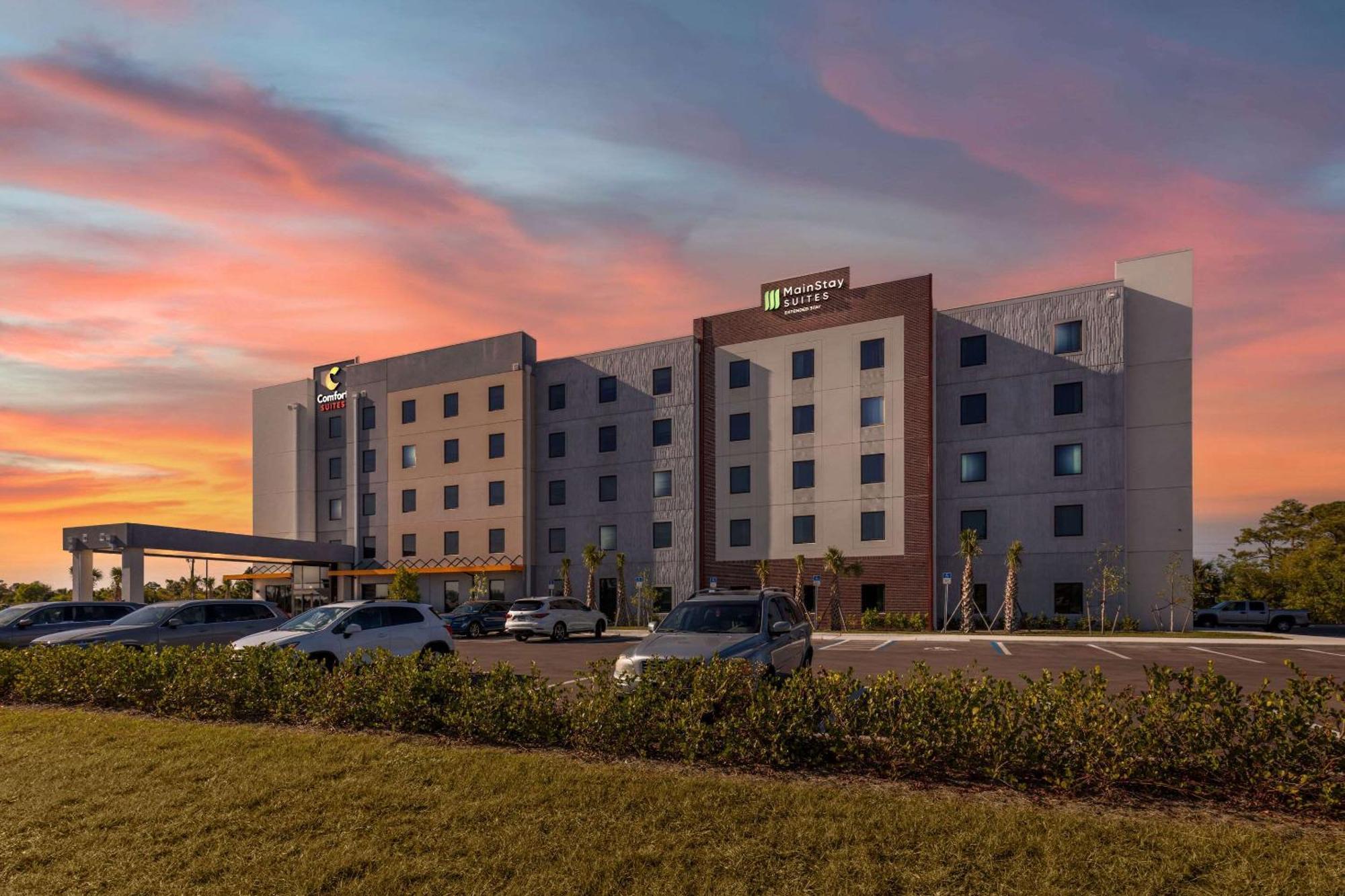 Comfort Suites Fort Myers East I-75 Luaran gambar
